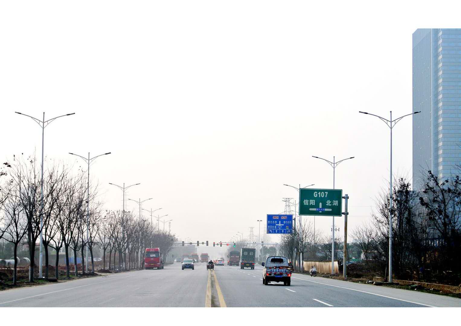 河南省郑州市路灯照明.jpg