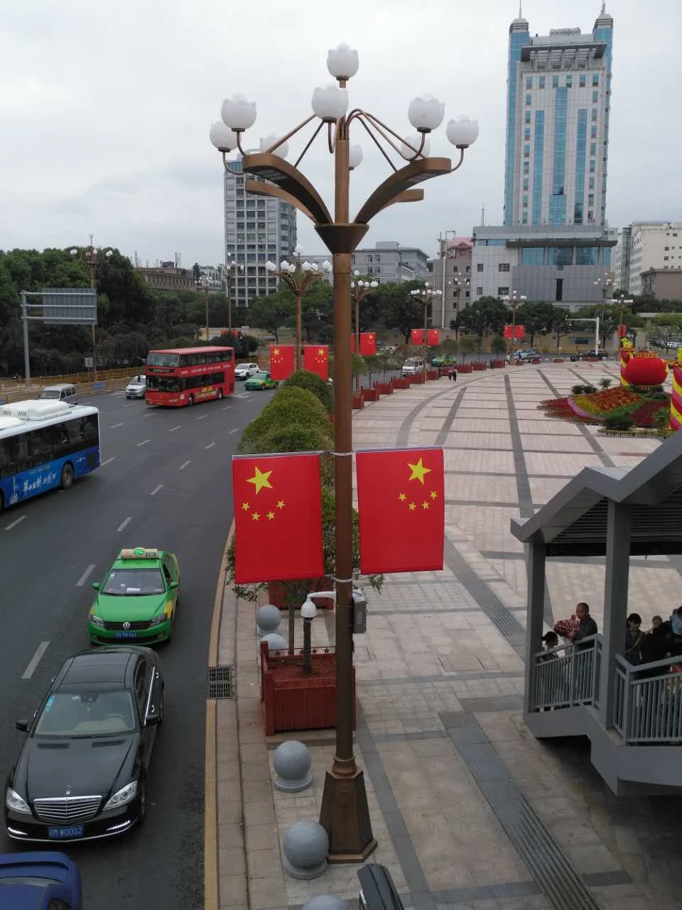 南昌八一广场玉兰灯照明  2.jpg